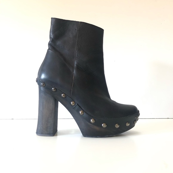 Free People Shoes - Free People Phantom Clog Boot Size 9